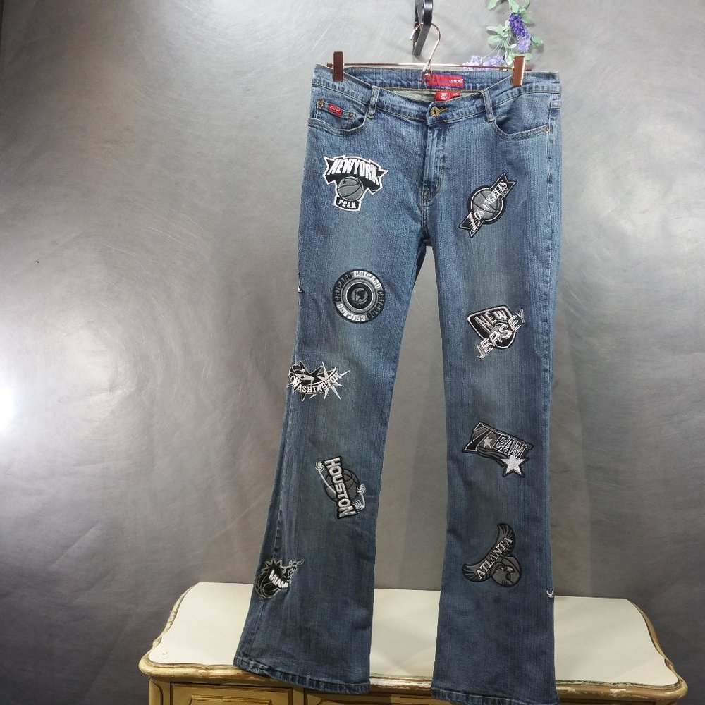Lemore Vintage 90's Patch Covered Jeans Sz 11.